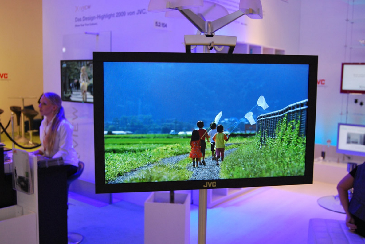 JVC prototípus: vezeték nélküli, akkumulátorról működő lcd tv