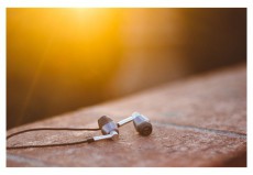 1MORE E1001 THX minősítésű három meghajtós Hybrid hallójárati mikrofonos ezüst fülhallgató Audio-Video / Hifi / Multimédia - Fül és Fejhallgatók - Fülhallgató - 409824