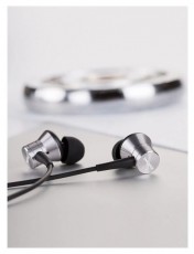 1MORE E1009-Type-C Piston Fit mikrofonos ezüst fülhallgató Audio-Video / Hifi / Multimédia - Fül és Fejhallgatók - Fülhallgató - 513818