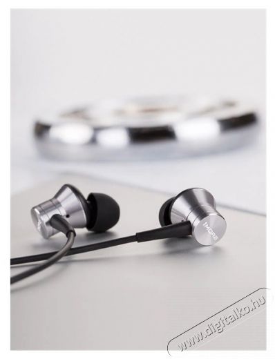 1MORE E1009-Type-C Piston Fit mikrofonos ezüst fülhallgató Audio-Video / Hifi / Multimédia - Fül és Fejhallgatók - Fülhallgató - 513818