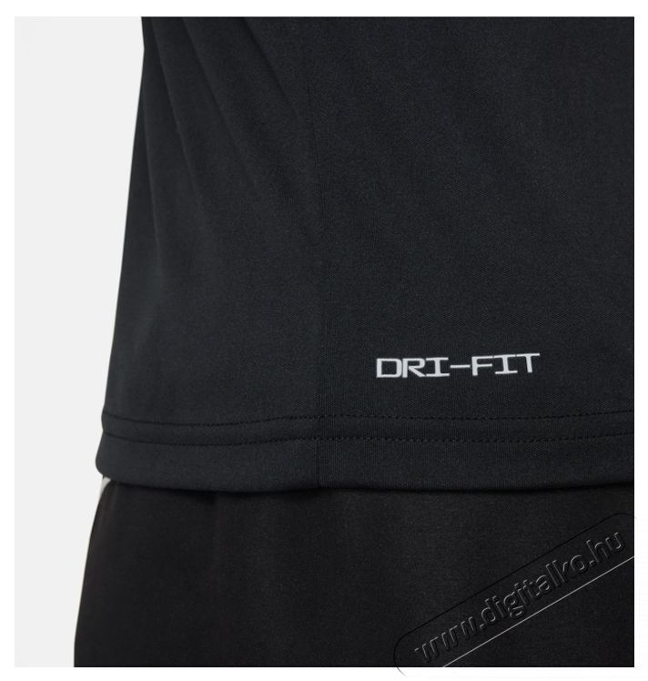 NIKE 3D Combo Long Sleeve Hydroguard Gyermek &uacute;sz&oacute;felső UPF 40+ UV v&eacute;delemmel, L-es m&eacute;ret, fekete H&aacute;ztart&aacute;s / Otthon / K&uuml;lt&eacute;r - J&aacute;t&eacute;k / Sport - Kieg&eacute;sz&iacute;tő - 534532