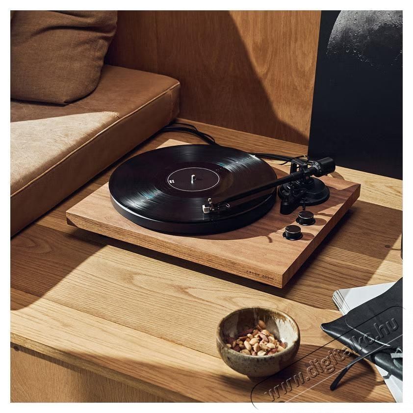 Argon Audio TT MK2 lej&aacute;tsz&oacute;lemez, MM tok, 33/45 rpm, be&eacute;p&iacute;tett phono előerős&iacute;tő, fekete Audio-Video / Hifi / Multim&eacute;dia - Bakelit lemezj&aacute;tsz&oacute; - Bakelit lemezj&aacute;tsz&oacute; - 534223