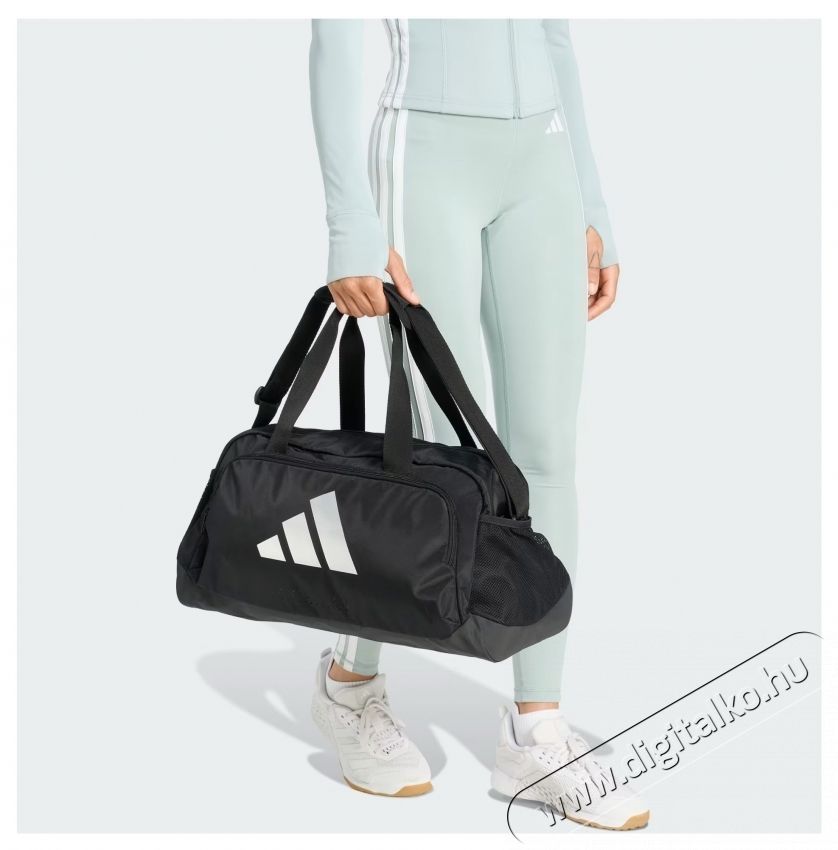 Adidas Defender Small fitneszt&aacute;ska, fekete H&aacute;ztart&aacute;s / Otthon / K&uuml;lt&eacute;r - J&aacute;t&eacute;k / Sport - Kieg&eacute;sz&iacute;tő - 534070