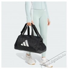 Adidas Defender Small fitneszt&aacute;ska, fekete H&aacute;ztart&aacute;s / Otthon / K&uuml;lt&eacute;r - J&aacute;t&eacute;k / Sport - Kieg&eacute;sz&iacute;tő - 534070