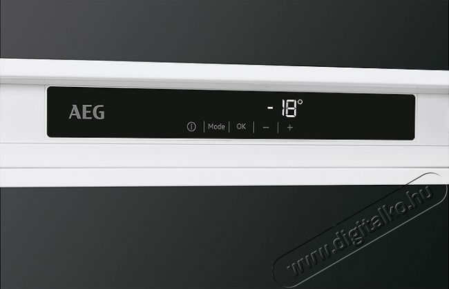 AEG ABE81816NC beépíthető fagyasztószekrény Konyhai termékek - Hűtő, fagyasztó (beépíthető) - Fagyasztószekrény - 360622