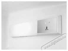 AEG RDB424E1AW felülfagyasztós hűtő Konyhai termékek - Hűtő, fagyasztó (szabadonálló) - Felülfagyasztós kombinált hűtő - 378554
