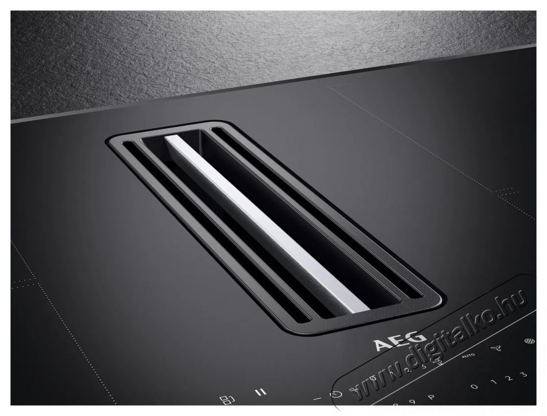 AEG Mastery ComboHob CCE84779CB Indukci&oacute;s Főzőlap Konyhai term&eacute;kek - S&uuml;tő-főzőlap, tűzhely (be&eacute;p&iacute;thető) - Indukci&oacute;s főzőlap (be&eacute;p&iacute;thető) - 515099