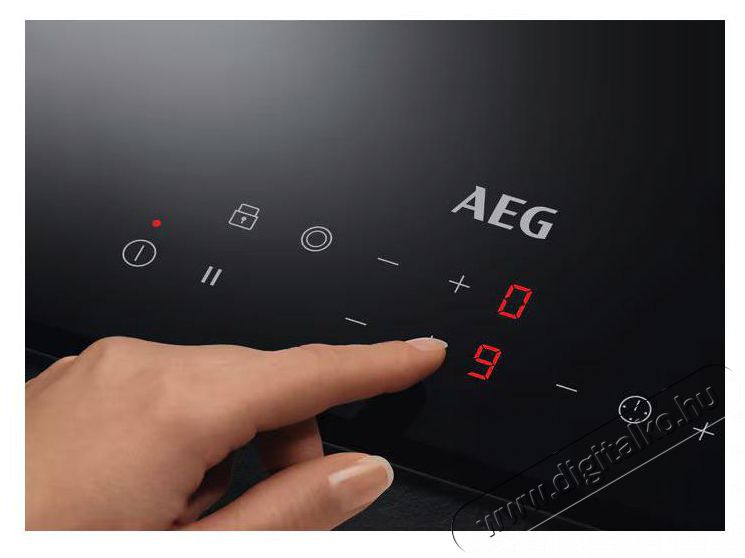 AEG HRB32310CB FŐZŐLAP BE&Eacute;P&Iacute;THETŐ DOMIN&Oacute; Konyhai term&eacute;kek - S&uuml;tő-főzőlap, tűzhely (be&eacute;p&iacute;thető) - Indukci&oacute;s főzőlap (be&eacute;p&iacute;thető) - 503023