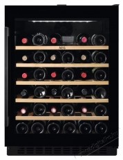 AEG AWUS052B5B Be&eacute;p&iacute;thető borhűtő, 145L, 52 palack, Elektronikus ir&aacute;ny&iacute;t&aacute;s, Fa polcok, Megford&iacute;that&oacute; ajt&oacute;, G energiaoszt&aacute;ly, 82 cm, Fekete Konyhai term&eacute;kek - Hűtő, fagyaszt&oacute; (be&eacute;p&iacute;thető) - Borhűtő - 534073