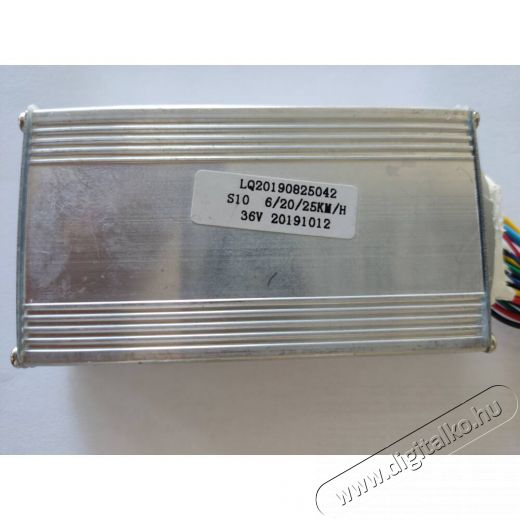 Akai F10 Controller - motor vezérlő Háztartás / Otthon / Kültér - Játék / Sport - Kiegészítő - 371355