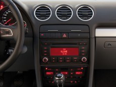 Alpine KIT-8A4 beépítő készlet INE-W928R fejegységhez Autóhifi / Autó felszerelés - Autórádió fejegység - Beépítő készlet - 292433