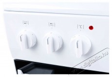 Amica 510CE1.30P W Konyhai term&eacute;kek - S&uuml;tő-főzőlap, tűzhely (szabadon&aacute;ll&oacute;) - Elektromos tűzhely (szabadon&aacute;ll&oacute;) - 505221