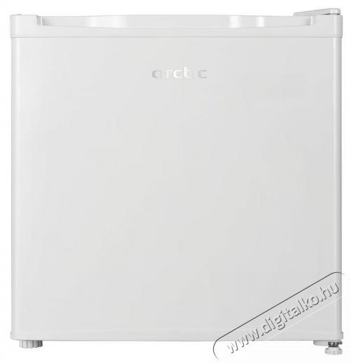 ARCTIC AT4746M4S minib&aacute;r hűtőszekr&eacute;ny, 46 l, E energiaoszt&aacute;ly, megford&iacute;that&oacute; ajt&oacute;k, M 49,6 cm, feh&eacute;r Konyhai term&eacute;kek - Hűtő, fagyaszt&oacute; (szabadon&aacute;ll&oacute;) - Mini hűtő / minib&aacute;r - 534195