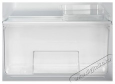 ARCTIC AT4746M4S minib&aacute;r hűtőszekr&eacute;ny, 46 l, E energiaoszt&aacute;ly, megford&iacute;that&oacute; ajt&oacute;k, M 49,6 cm, feh&eacute;r Konyhai term&eacute;kek - Hűtő, fagyaszt&oacute; (szabadon&aacute;ll&oacute;) - Mini hűtő / minib&aacute;r - 534195