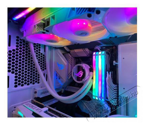 Asus ROG STRIX LC 240 RGB White Edition v&iacute;zhűt&eacute;ses processzorhűtő Iroda &eacute;s sz&aacute;m&iacute;t&aacute;stechnika - Sz&aacute;m&iacute;t&oacute;g&eacute;p tartoz&eacute;k - Processzor - 379510