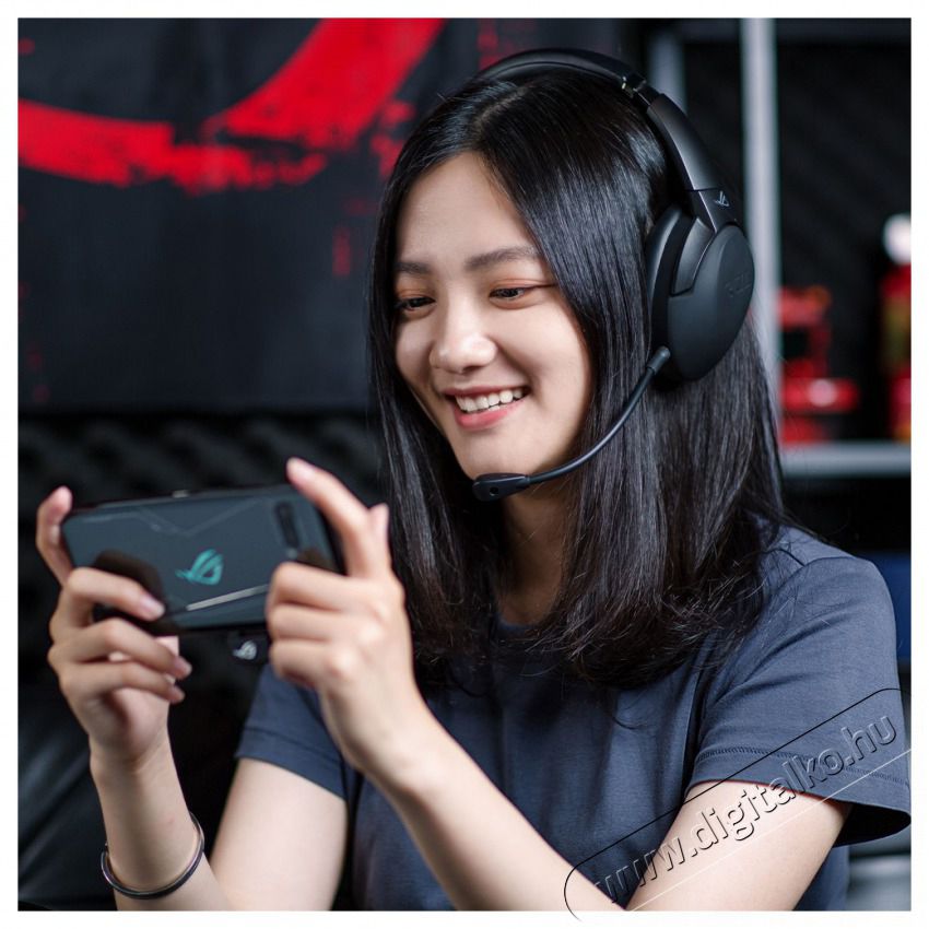 Asus ROG Strix Go 2.4 Wireless gamer headset Audio-Video / Hifi / Multim&eacute;dia - F&uuml;l &eacute;s Fejhallgat&oacute;k - Fejhallgat&oacute; mikrofonnal / headset - 441767