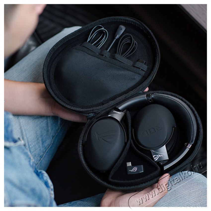 Asus ROG Strix Go 2.4 Wireless gamer headset Audio-Video / Hifi / Multim&eacute;dia - F&uuml;l &eacute;s Fejhallgat&oacute;k - Fejhallgat&oacute; mikrofonnal / headset - 441767