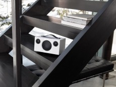 Audio Pro C-3 hordozható vezeték nélküli aktív hangszóró - fehér Audio-Video / Hifi / Multimédia - Multi-room rendszer - Multi-room rendszer - 340512