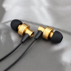 AWEI ES900i In-Ear mikrofonos fülhallgató - arany Audio-Video / Hifi / Multimédia - Fül és Fejhallgatók - Fülhallgató mikrofonnal / headset - 323571