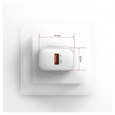 Axagon ACU-QC18W 18W QC USB fehér hálózati töltő Mobil / Kommunikáció / Smart - Mobiltelefon kiegészítő / tok - Hálózati-, autós töltő - 507956