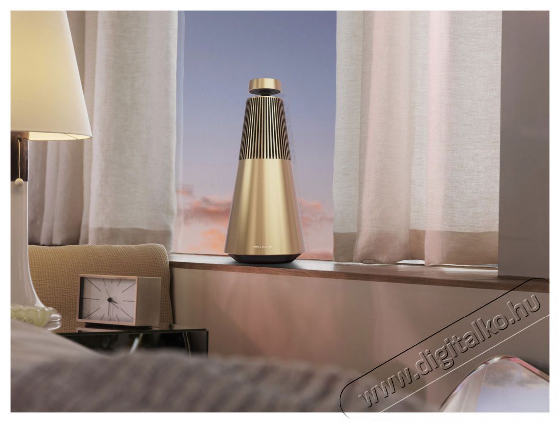 Bang&Olufsen Beosound 2 (3. gener&aacute;ci&oacute;) Gold Tone Audio-Video / Hifi / Multim&eacute;dia - Hordozhat&oacute;, vezet&eacute;k n&eacute;lk&uuml;li / bluetooth hangsug&aacute;rz&oacute; - Hordozhat&oacute;, vezet&eacute;k n&eacute;lk&uuml;li / bluetooth hangsug&aacute;rz&oacute; - 523950