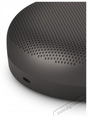 Bang&Olufsen Beosound A1 3rd Gen. Warm Granite Audio-Video / Hifi / Multimédia - Hordozható, vezeték nélküli / bluetooth hangsugárzó - Hordozható, vezeték nélküli / bluetooth hangsugárzó - 523957