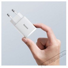 Baseus CCXJ-B02 Compact hálózati töltő USB Type-C / USB-A 20W 3A QC3.0 - Fehér Akkuk és töltők - Li-ion akkumulátor és töltő (gyári) - Töltő / hálózati adapter - 408660