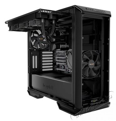 BE QUIET ! Dark Base 700 fekete/ez&uuml;st (t&aacute;p n&eacute;lk&uuml;li) ATX h&aacute;z Iroda &eacute;s sz&aacute;m&iacute;t&aacute;stechnika - Egy&eacute;b sz&aacute;m&iacute;t&aacute;stechnikai term&eacute;k - 462666