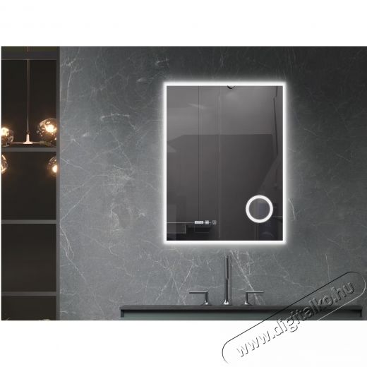 Belform Atlantis f&uuml;rdőszobai t&uuml;k&ouml;r, 3 sz&iacute;nű LED vil&aacute;g&iacute;t&aacute;s, P&aacute;ramentes&iacute;tő, &Eacute;rintőkapcsol&oacute;, Digit&aacute;lis &oacute;ra, Nagy&iacute;t&oacute;, 60x80 cm, F energiaoszt&aacute;ly Sz&eacute;ps&eacute;g&aacute;pol&aacute;s / Eg&eacute;szs&eacute;g - T&uuml;k&ouml;r - 536155