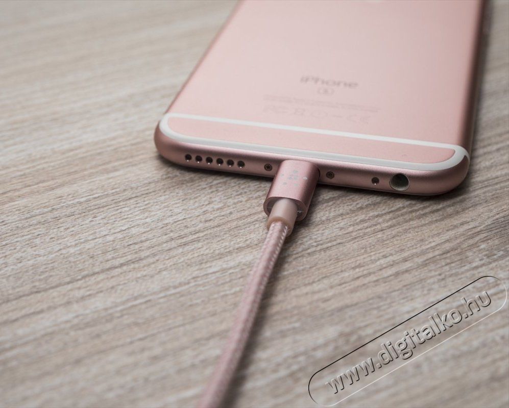 Belkin MIXIT UP Metallic Apple Lightning kábel (F8J144BT04-C00) - rozéarany Mobil / Kommunikáció / Smart - Mobiltelefon kiegészítő / tok - Kábel / átalakító - 323474