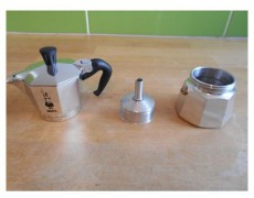 Bialetti Moka Express 2 személyes Kotyogós kávéfőző Konyhai termékek - Kávéfőző / kávéörlő / kiegészítő - Kotyogó kávéfőző - 384920