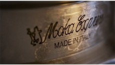 Bialetti 1 Handle Mokka Express 18 személyes Konyhai termékek - Kávéfőző / kávéörlő / kiegészítő - Kotyogó kávéfőző - 330810
