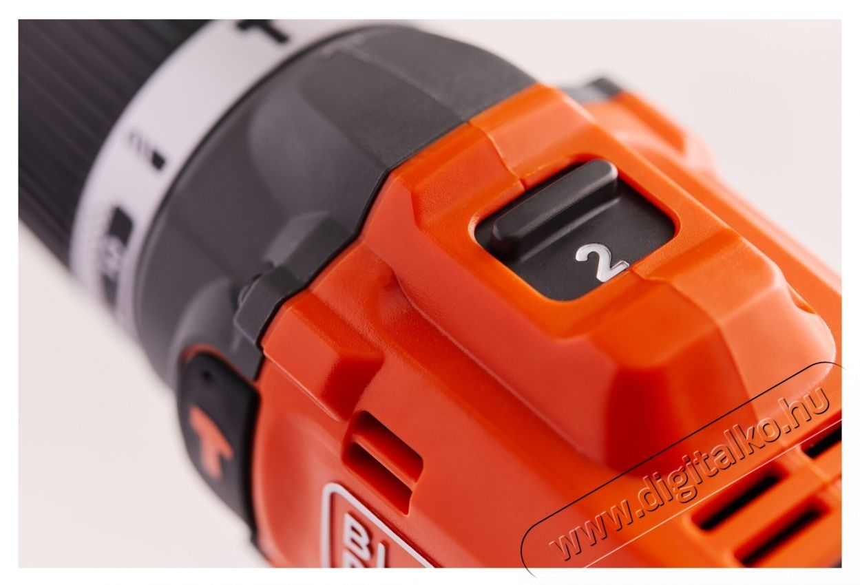 Black & Decker BLD683D1XK kompakt akkus f&uacute;r&oacute;-csavaroz&oacute; &eacute;s &uuml;tvecsavaroz&oacute; H&aacute;ztart&aacute;s / Otthon / K&uuml;lt&eacute;r - Szersz&aacute;m - F&uacute;r&oacute; / f&uacute;r&oacute;kalap&aacute;cs - 534907