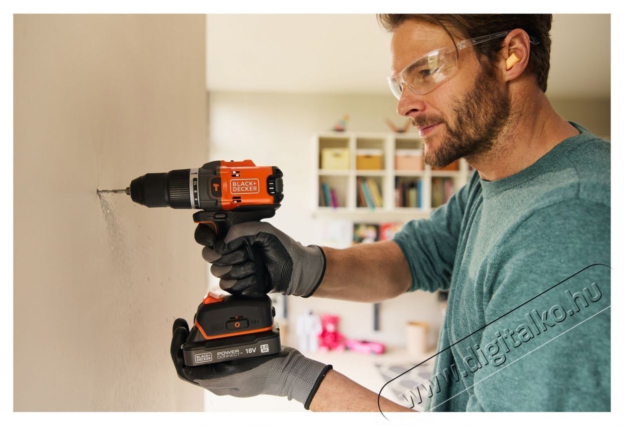 Black & Decker BLD683D1XK kompakt akkus f&uacute;r&oacute;-csavaroz&oacute; &eacute;s &uuml;tvecsavaroz&oacute; H&aacute;ztart&aacute;s / Otthon / K&uuml;lt&eacute;r - Szersz&aacute;m - F&uacute;r&oacute; / f&uacute;r&oacute;kalap&aacute;cs - 534907