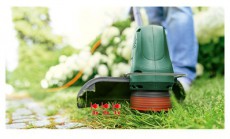 Bosch EasyGrassCut 23 Elektromos fűszegélynyíró Háztartás / Otthon / Kültér - Kültér / kerti termék / grill - Motoros fűkasza / szegélynyíró - 386941