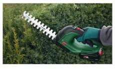 Bosch 0600857000 AdvancedShear 18V-10 akkumulátoros sövényvágó Háztartás / Otthon / Kültér - Kültér / kerti termék / grill - Sövény / kézi fű és lomb vágó - 392295