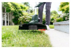 Bosch UniversalGrassCut 18-260 akkumul&aacute;toros fűszeg&eacute;lyny&iacute;r&oacute; H&aacute;ztart&aacute;s / Otthon / K&uuml;lt&eacute;r - K&uuml;lt&eacute;r / kerti term&eacute;k / grill - K&uuml;lt&eacute;ri / kerti szersz&aacute;m - 414686