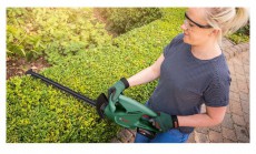 Bosch 0600849H02 EasyHedgeCut 18-45 akkumulátoros sövényvágó Háztartás / Otthon / Kültér - Kültér / kerti termék / grill - Sövény / kézi fű és lomb vágó - 437240