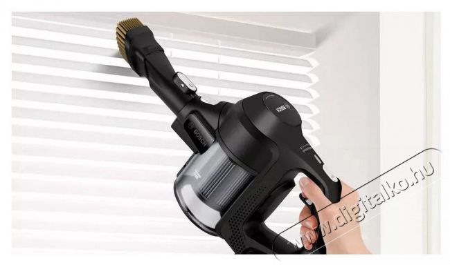 Bosch BBS611BSC Akkumulátoros porszívó - fekete Háztartás / Otthon / Kültér - Porszívó / takarítógép - Kézi / álló porszívó - 398971