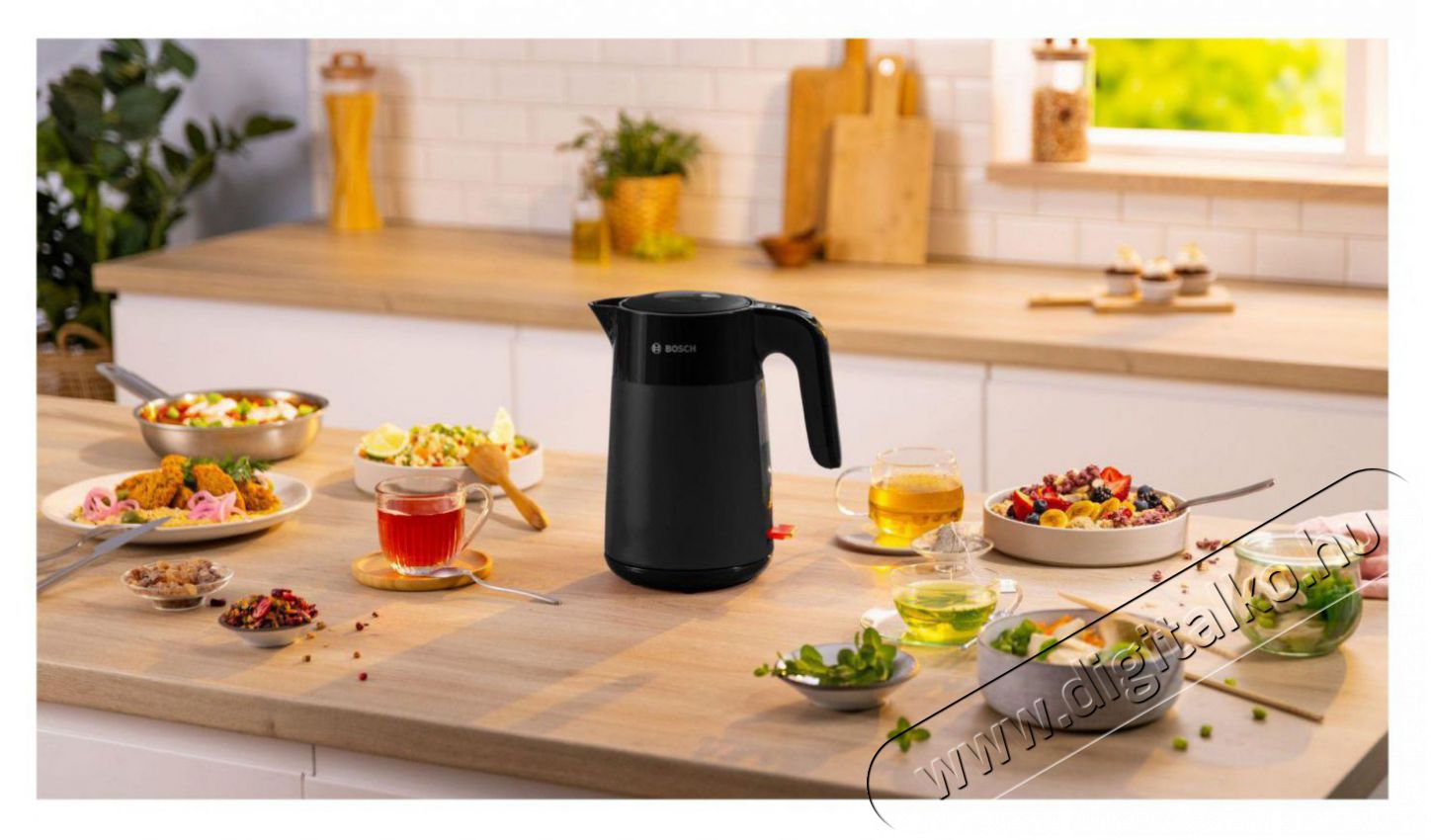 Bosch TWK2M163 MyMoments Konyhai term&eacute;kek - V&iacute;zforral&oacute; / teafőző - 512944