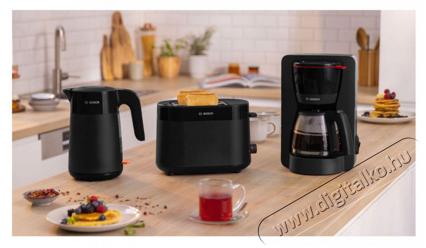 Bosch TWK2M163 MyMoments Konyhai term&eacute;kek - V&iacute;zforral&oacute; / teafőző - 512944