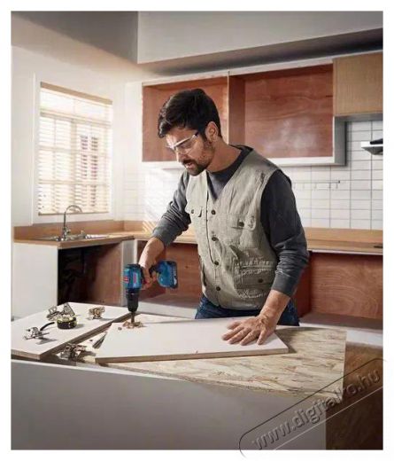 Bosch GSB 185-LI (2x 2.0Ah akkumulátor) Háztartás / Otthon / Kültér - Szerszám - Akkumulátoros csavarhúzó - 518558