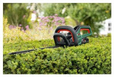 Bosch UniversalHedgeCut 18-55 (akku nélkül) Háztartás / Otthon / Kültér - Kültér / kerti termék / grill - Sövény / kézi fű és lomb vágó - 518593