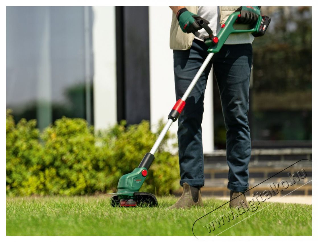 Bosch UniversalGrassCut 18V-26-500 0.600.8C1. F01 akku n&eacute;lk&uuml;l motoros szeg&eacute;lyny&iacute;r&oacute; H&aacute;ztart&aacute;s / Otthon / K&uuml;lt&eacute;r - K&uuml;lt&eacute;r / kerti term&eacute;k / grill - Motoros fűkasza / szeg&eacute;lyny&iacute;r&oacute; - 523134