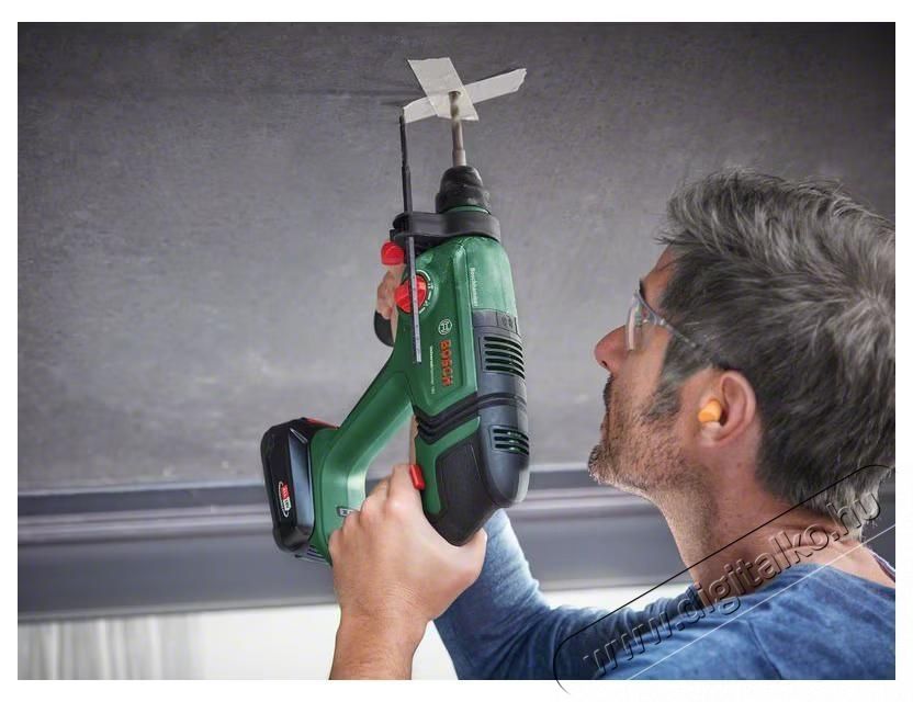 Bosch UniversalHammer akkumul&aacute;toros f&uacute;r&oacute;kalap&aacute;cs, H&aacute;ztart&aacute;s / Otthon / K&uuml;lt&eacute;r - Szersz&aacute;m - F&uacute;r&oacute; / f&uacute;r&oacute;kalap&aacute;cs - 534951