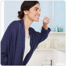 BRAUN Oral-B Smart 4 Sensi elektromos fogkefe Sensi fejjel Szépségápolás / Egészség - Száj / fog ápolás - Elektromos fogkefe - 342712
