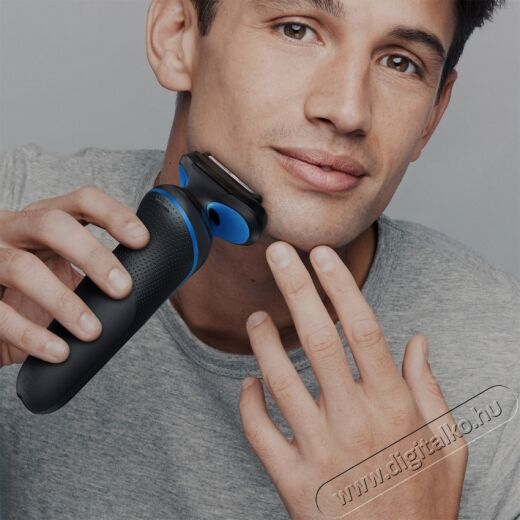 BRAUN Series 5 50-R1000s Wet&Dry BOROTVA - piros Sz&eacute;ps&eacute;g&aacute;pol&aacute;s / Eg&eacute;szs&eacute;g - Szőrtelen&iacute;tő / borotva - F&eacute;rfi borotva - 363968