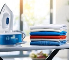 BRAUN IS2043BL CareStyle Compact gőzállomás Háztartás / Otthon / Kültér - Vasaló - Gőzállomás - 346624