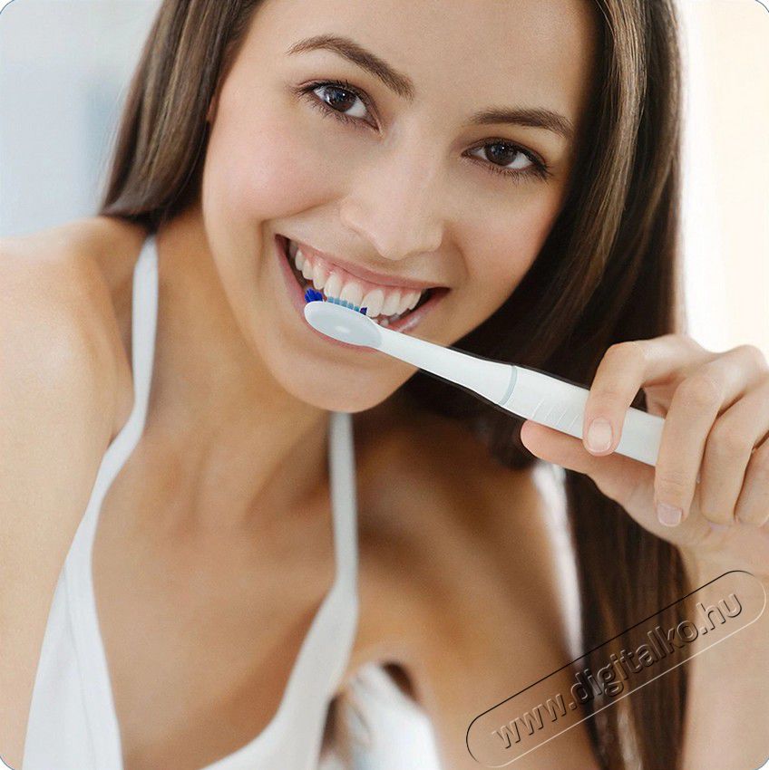 BRAUN Oral-B Pulsonic Slim 2200 elektromos fogkefe fehér Szépségápolás / Egészség - Száj / fog ápolás - Elektromos fogkefe - 361710