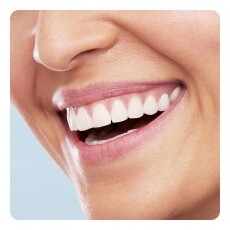 BRAUN Oral-B D100 Vitality fehér elektromos fogkefe Cross Action fejjel Szépségápolás / Egészség - Száj / fog ápolás - Elektromos fogkefe - 342694